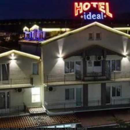 Hotel Garni Ideal Podgorica Extérieur photo