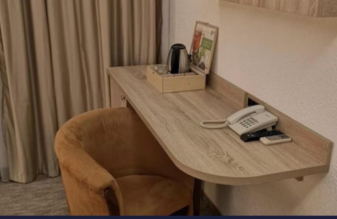 Hotel Garni Ideal Podgorica Extérieur photo
